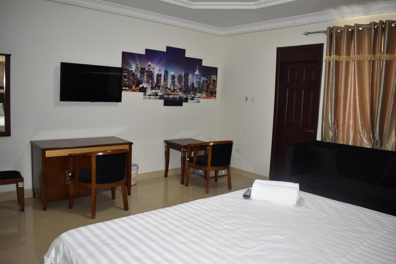 Cascade Hotel Lapaz Buitenkant foto