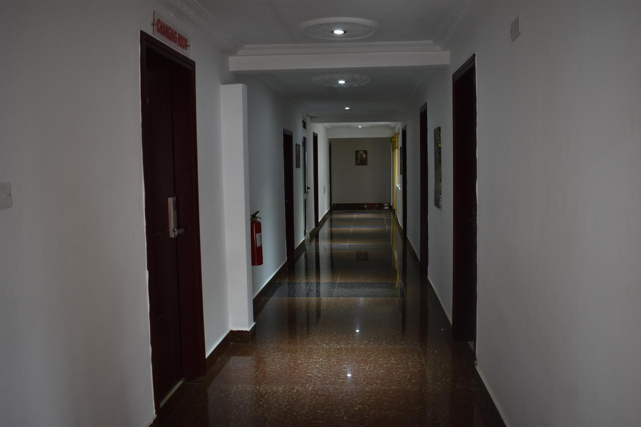 Cascade Hotel Lapaz Buitenkant foto